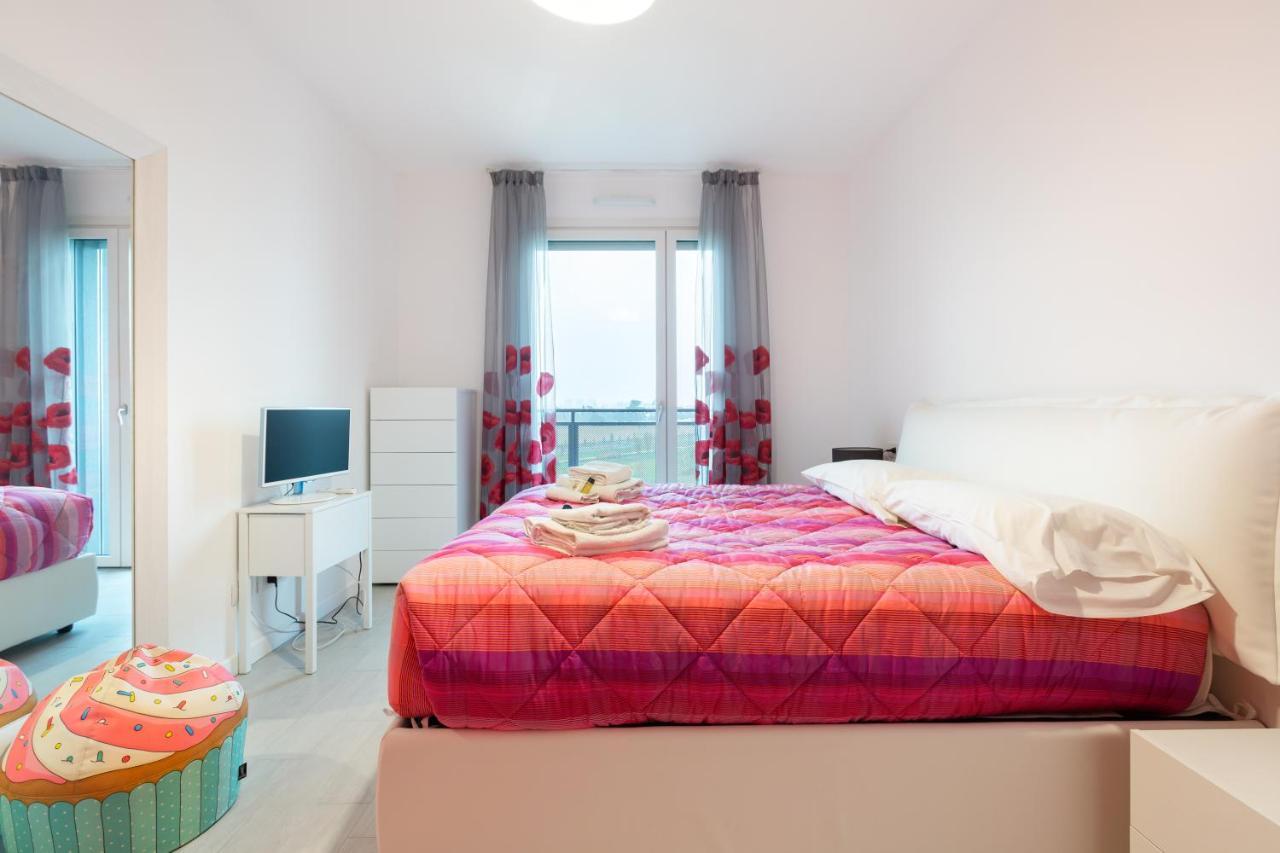 Апартаменты Fiera Milano Flat With Garage Экстерьер фото